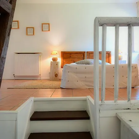La Ferme Dague Bed & Breakfast *